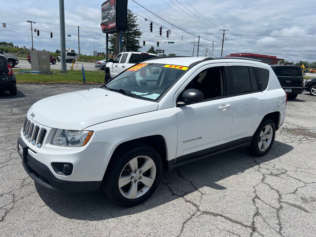 2012 Jeep Compass Image 2