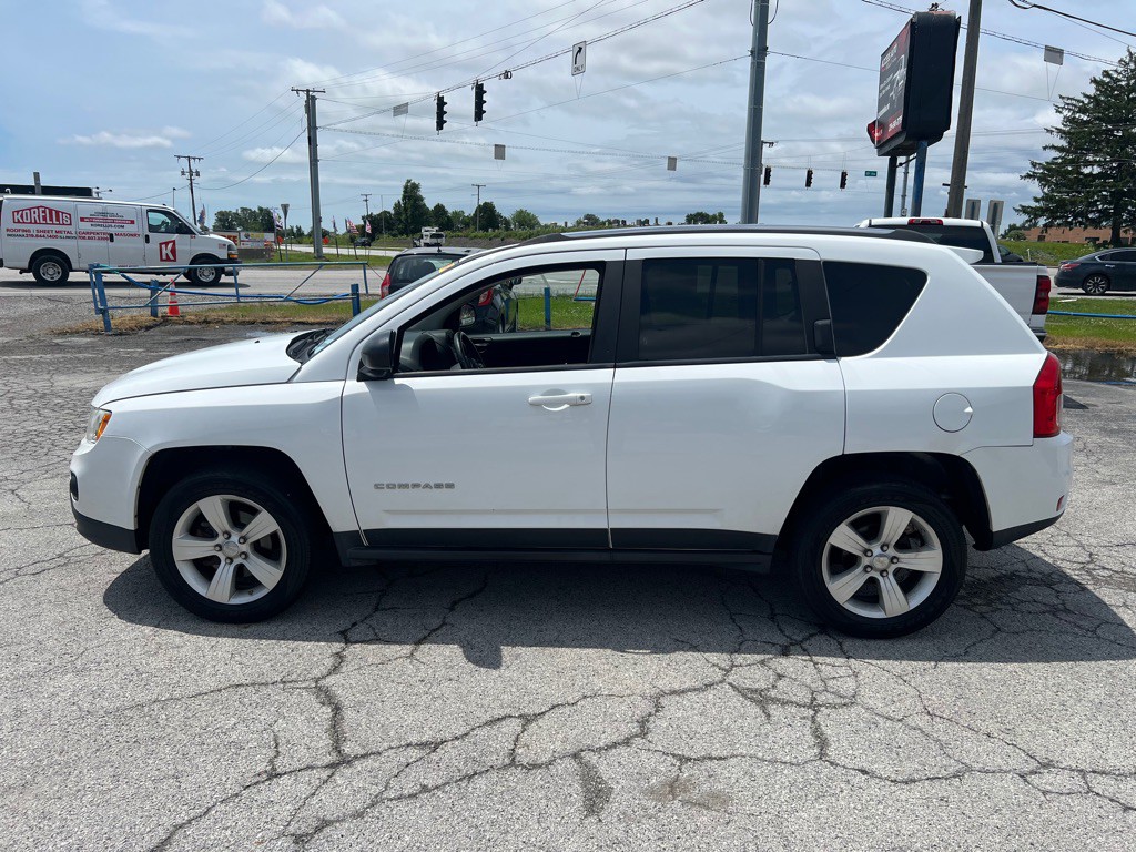 2012 Jeep Compass Image 3