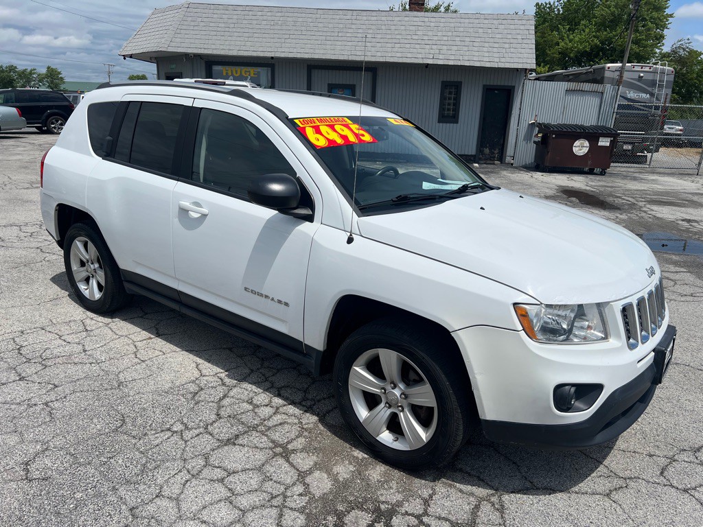 2012 Jeep Compass Image 14