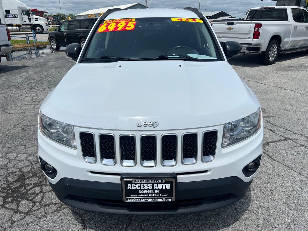 2012 Jeep Compass Image 16