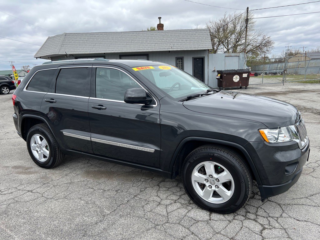 2011 Jeep Grand Cherokee Image 7