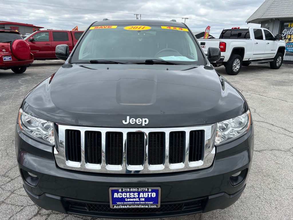 2011 Jeep Grand Cherokee Image 8