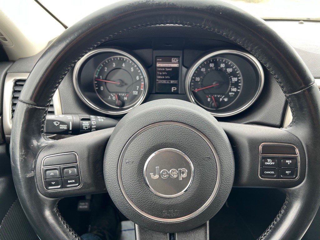 2011 Jeep Grand Cherokee Image 20