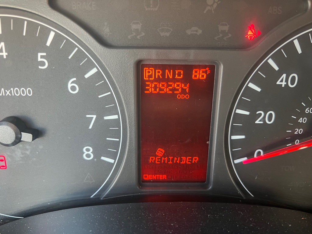 2015 Nissan NV Image 10