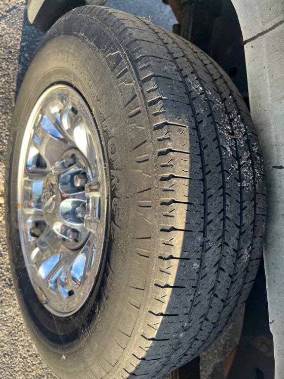 2015 Nissan NV Image 30