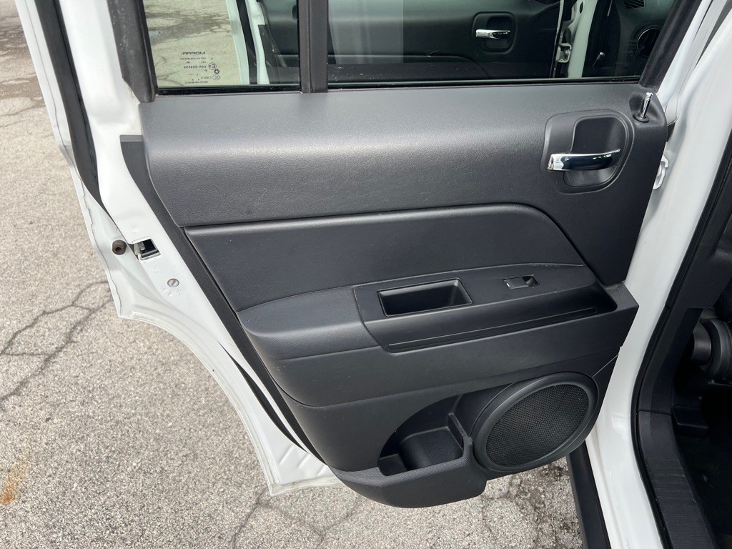 2014 Jeep Patriot Image 12