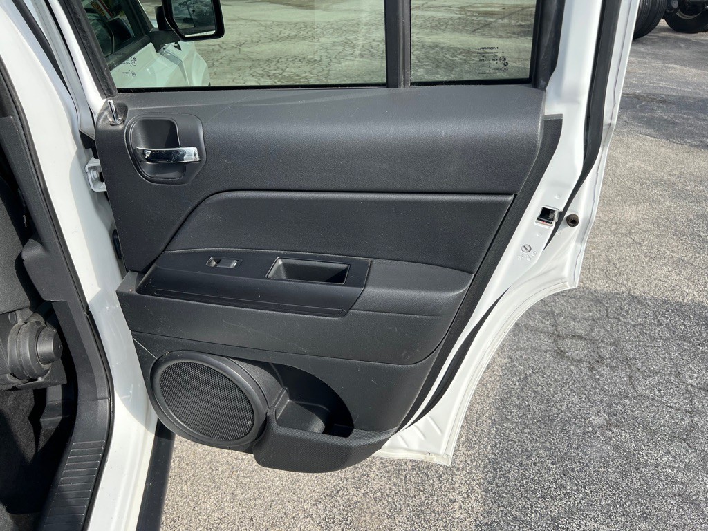 2014 Jeep Patriot Image 17