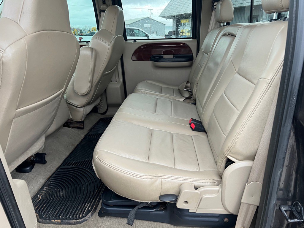 2005 Ford F-350 Image 33