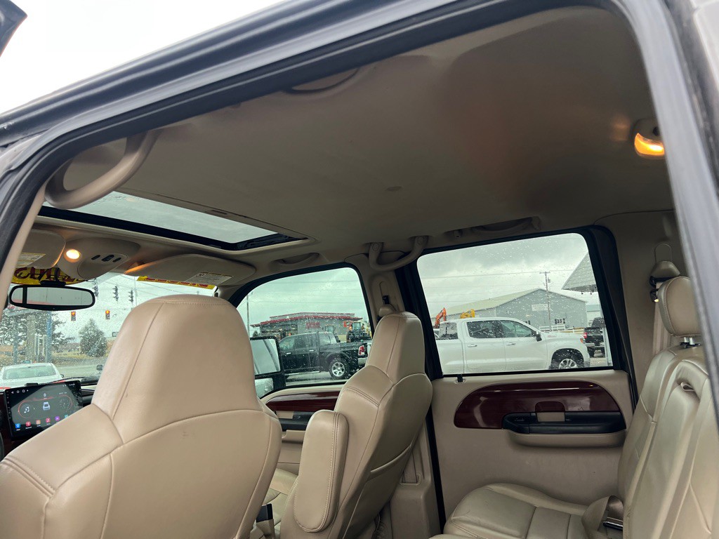 2005 Ford F-350 Image 34