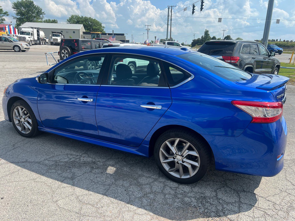 2015 Nissan Sentra Image 3