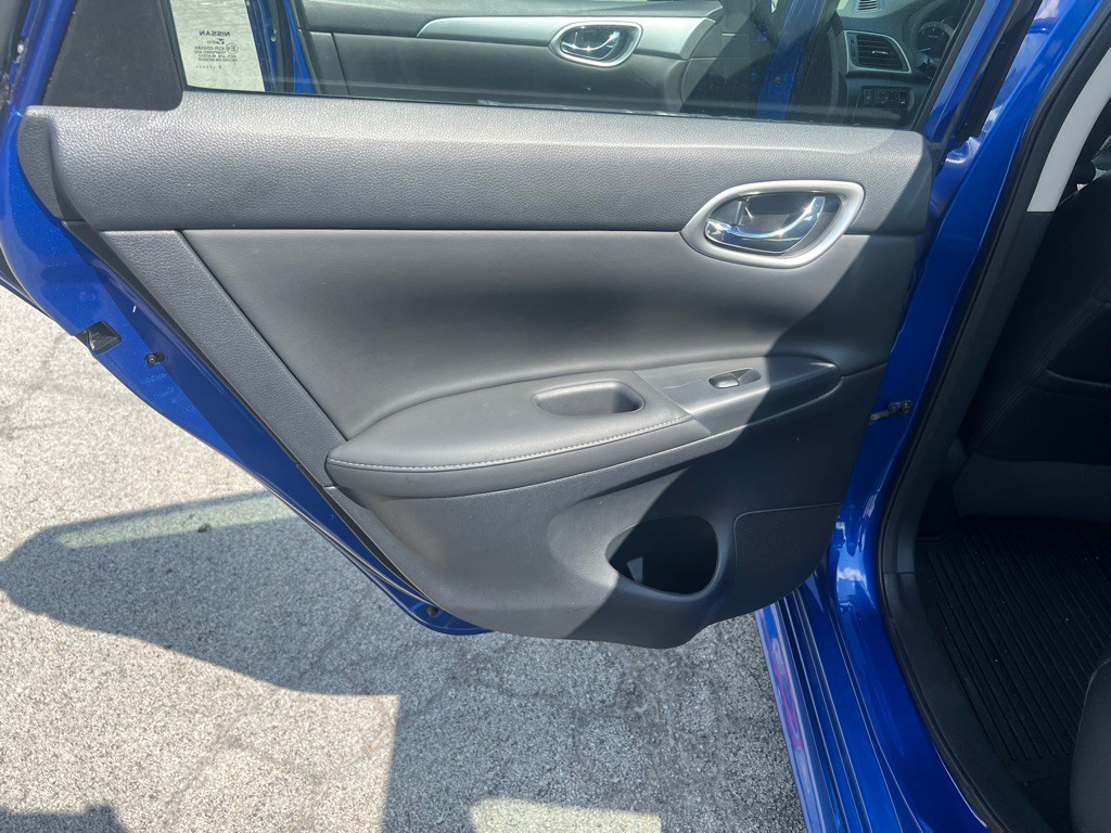 2015 Nissan Sentra Image 12