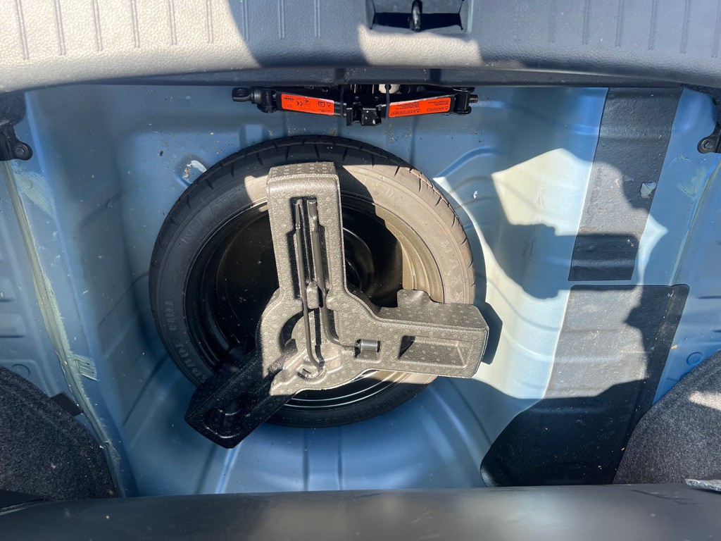 2015 Nissan Sentra Image 15