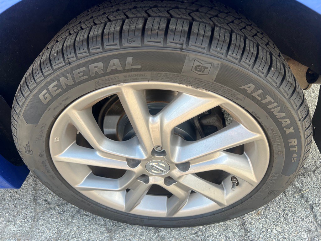 2015 Nissan Sentra Image 42