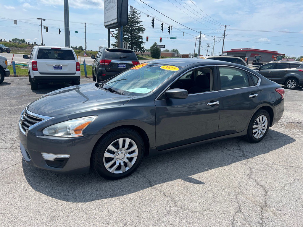 2013 Nissan Altima Image 1