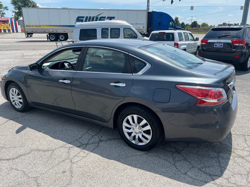 2013 Nissan Altima Image 3