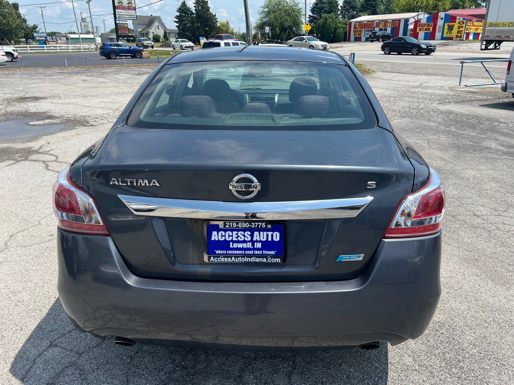 2013 Nissan Altima Image 4