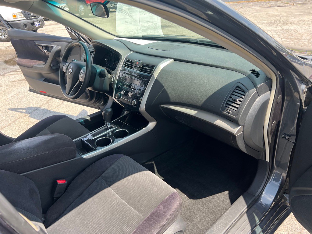 2013 Nissan Altima Image 37
