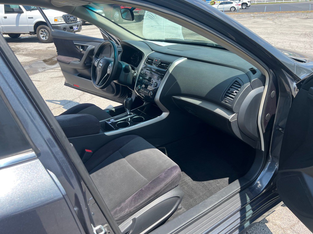 2013 Nissan Altima Image 39
