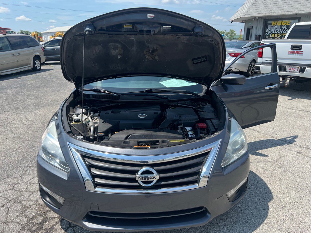 2013 Nissan Altima Image 44