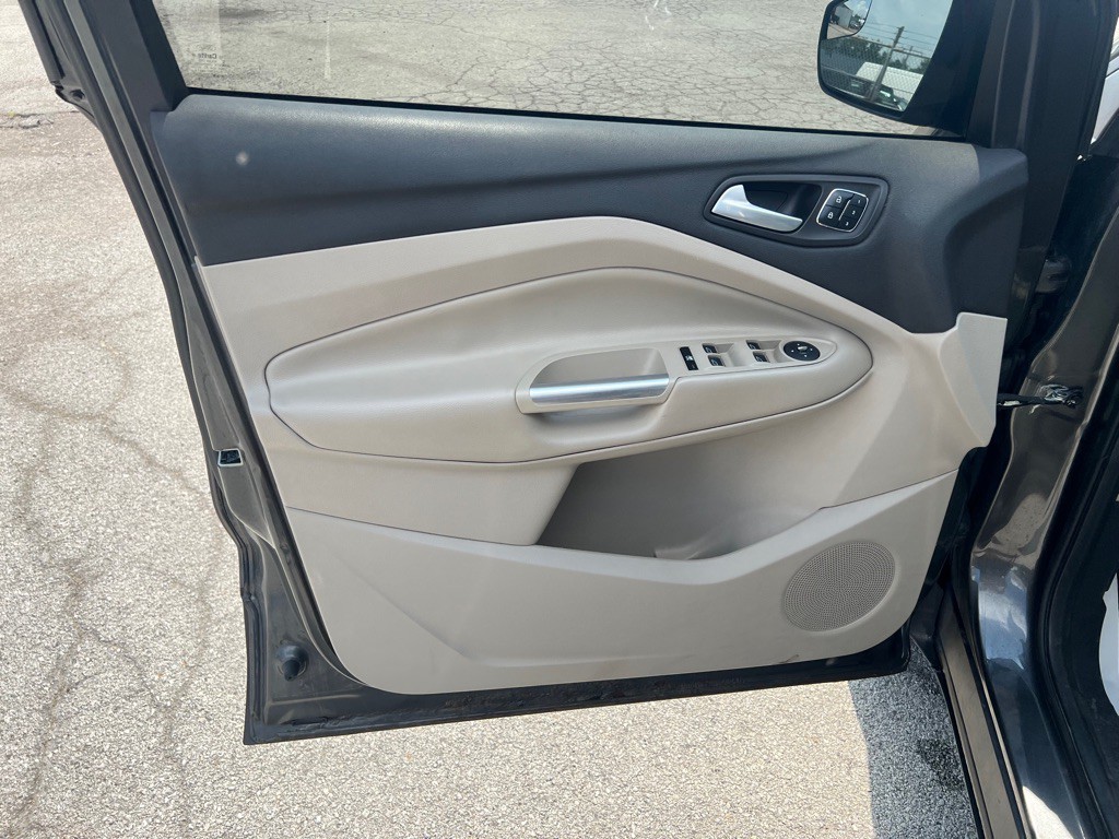 2015 Ford Escape Image 10