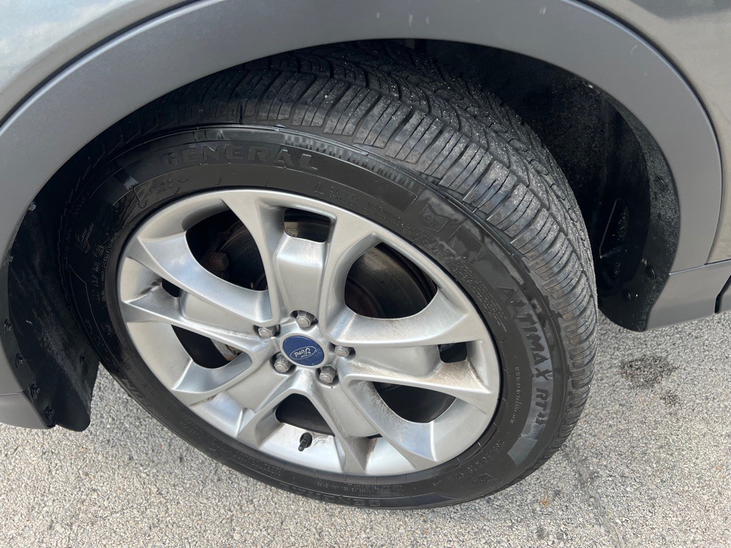 2015 Ford Escape Image 45
