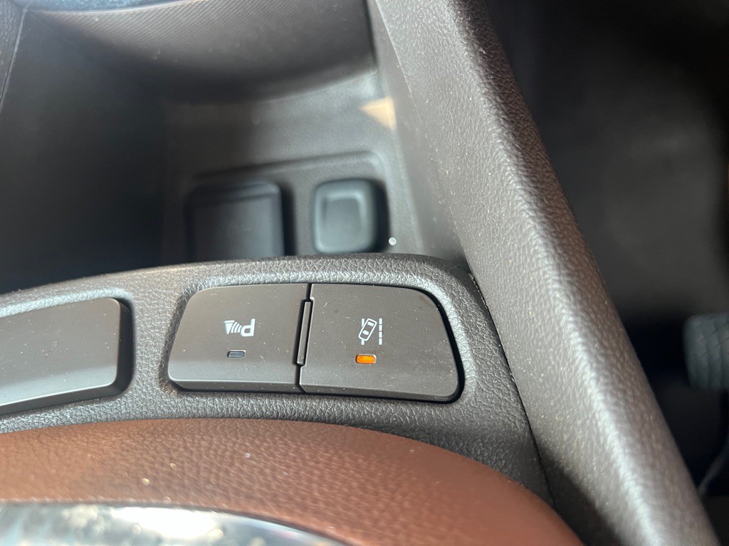 2015 Buick Enclave Image 28