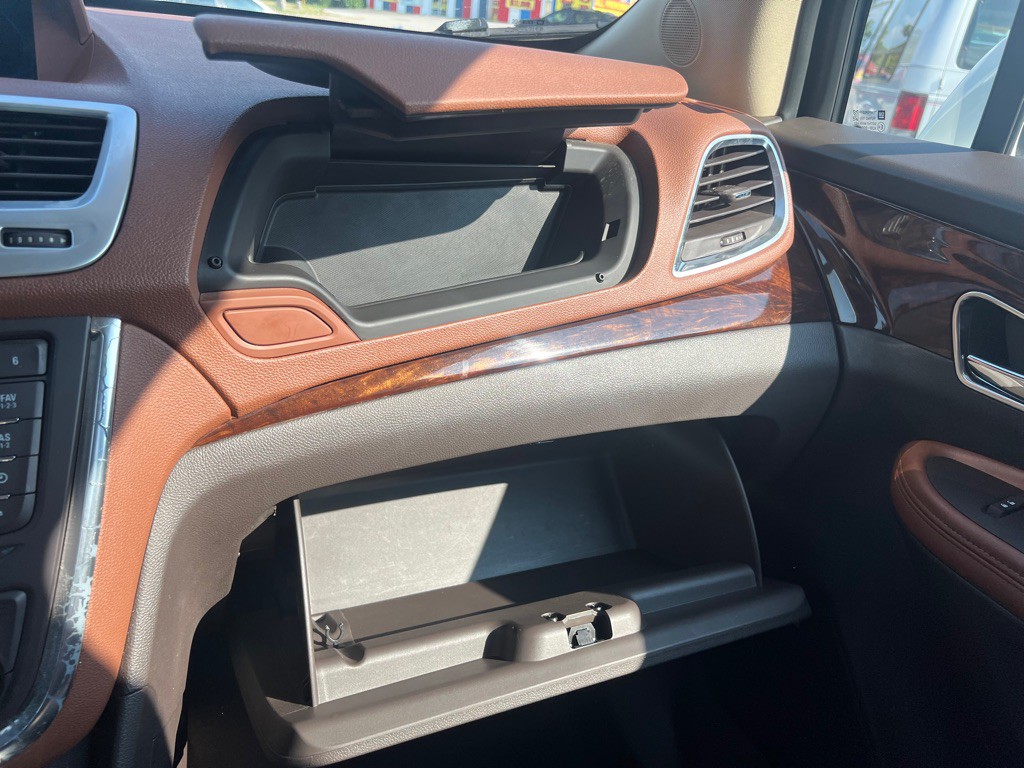 2015 Buick Enclave Image 33