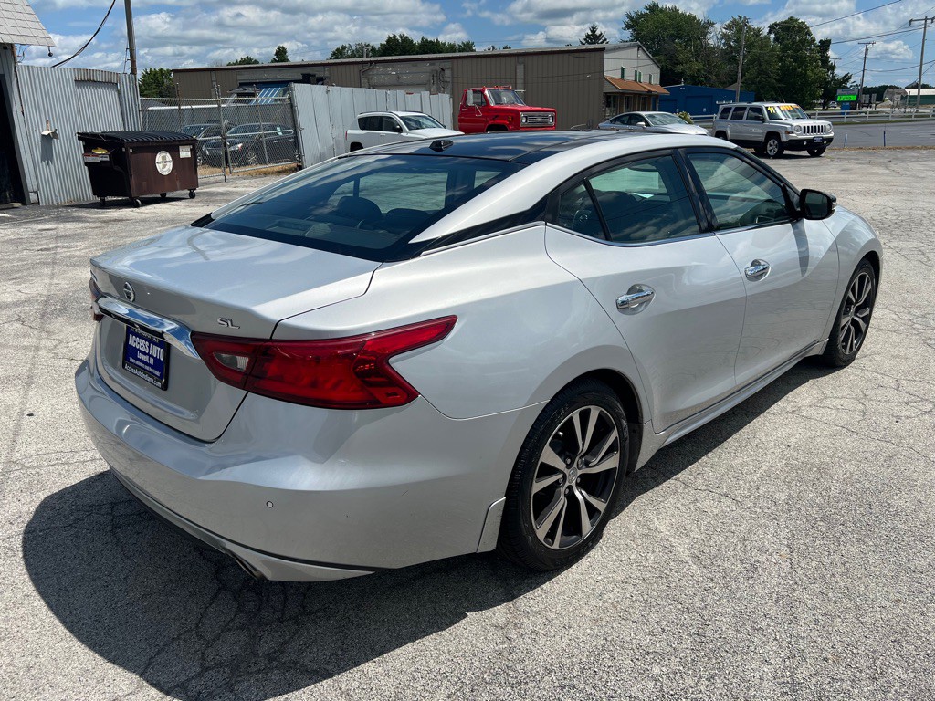 2017 Nissan Maxima Image 5