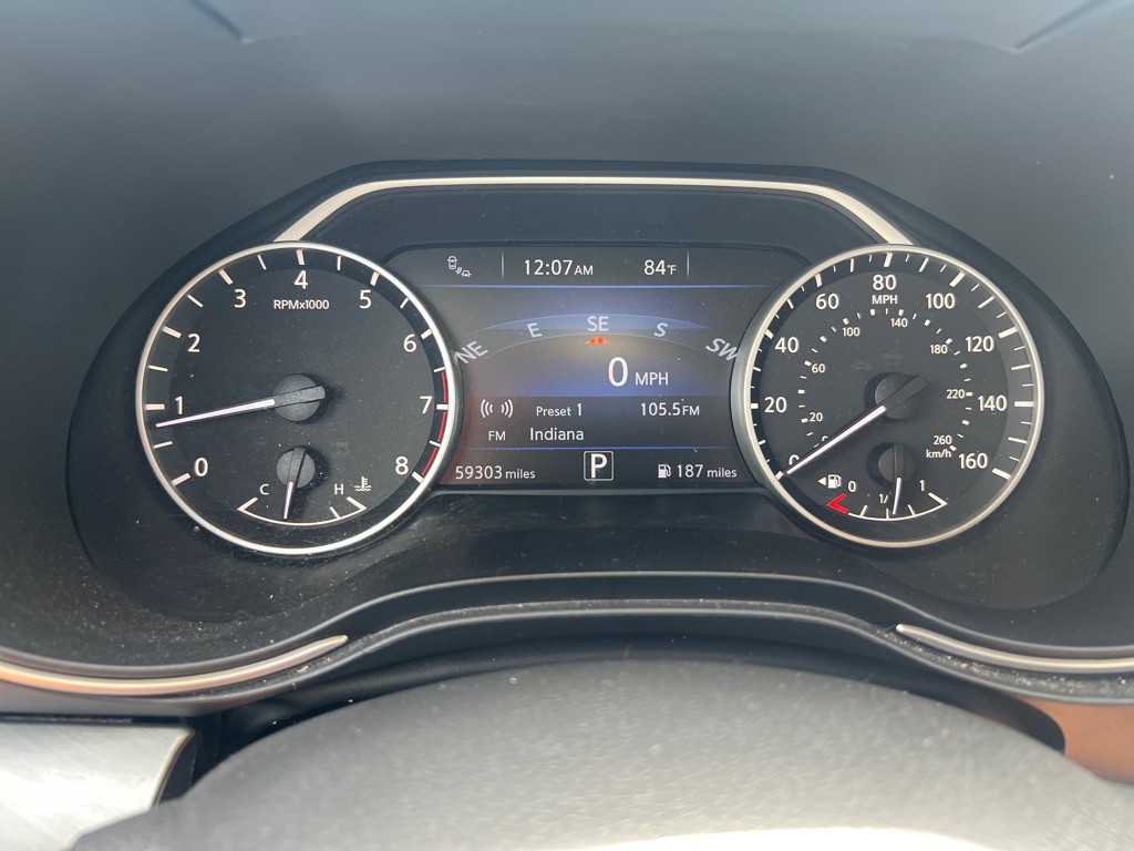 2017 Nissan Maxima Image 22