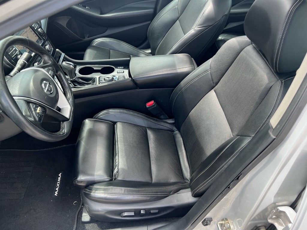 2017 Nissan Maxima Image 34