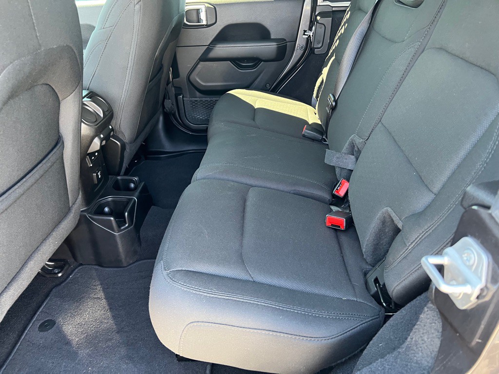 2019 Jeep Wrangler Unlimited Image 34