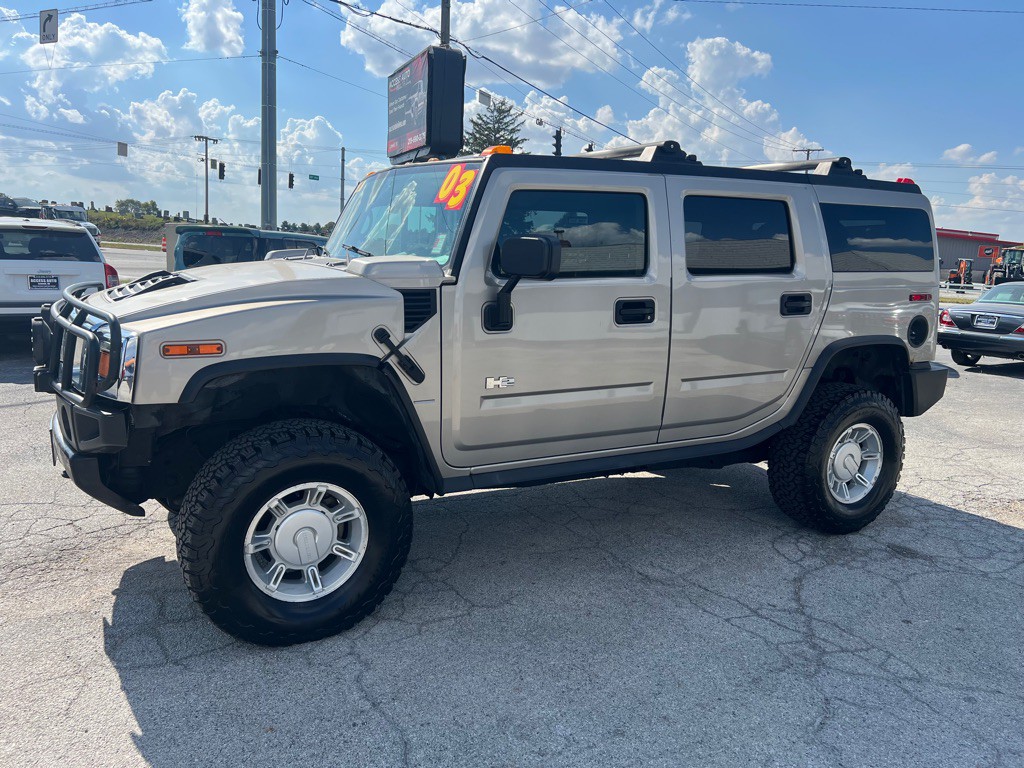 2003 HUMMER H2 Image 1
