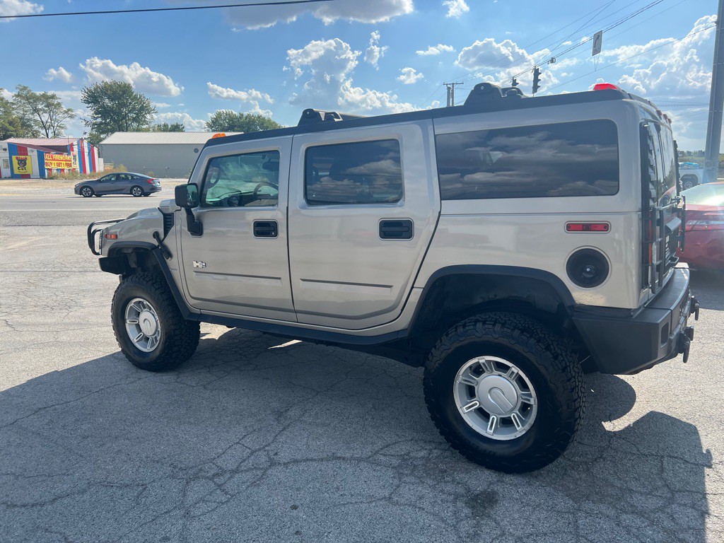 2003 HUMMER H2 Image 3