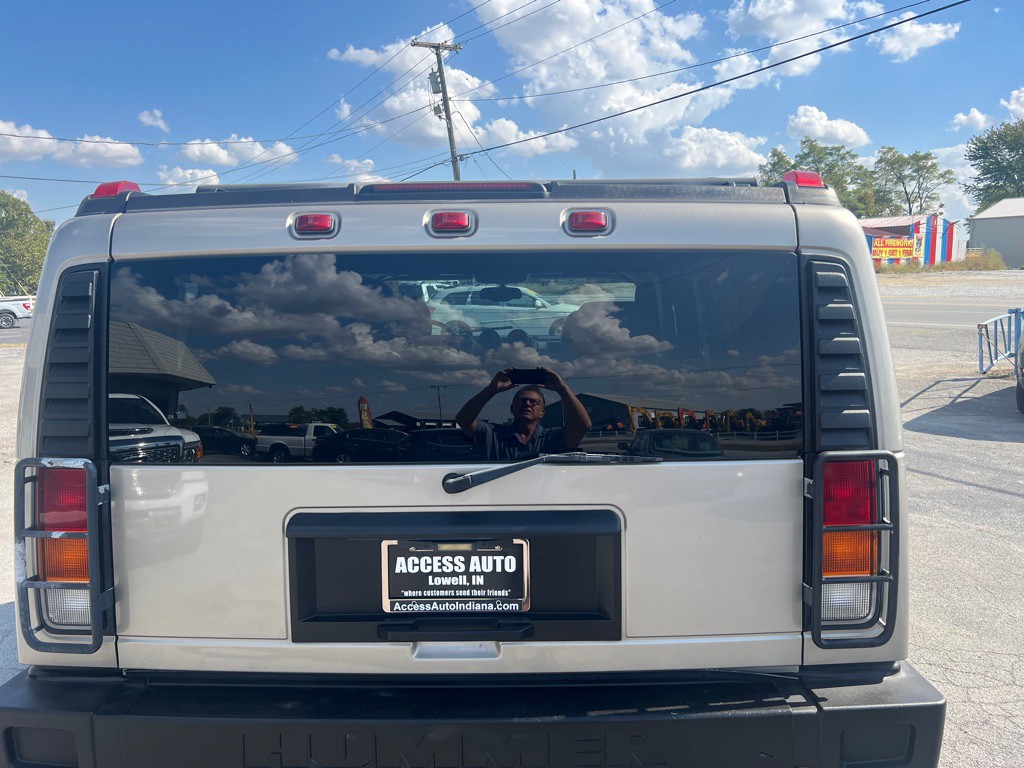 2003 HUMMER H2 Image 4