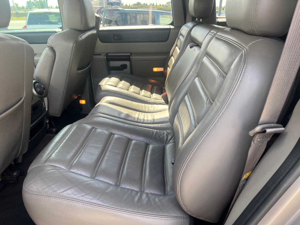2003 HUMMER H2 Image 33