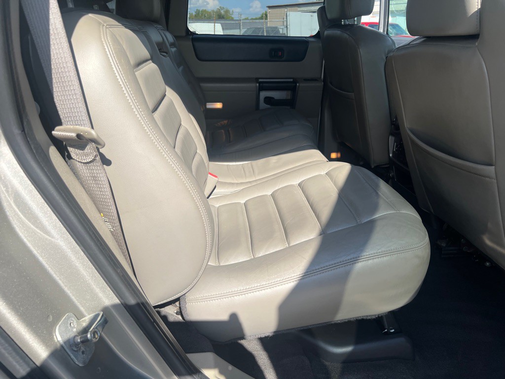 2003 HUMMER H2 Image 35