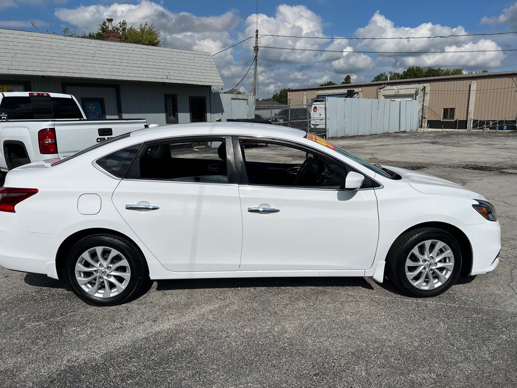 2019 Nissan Sentra Image 9