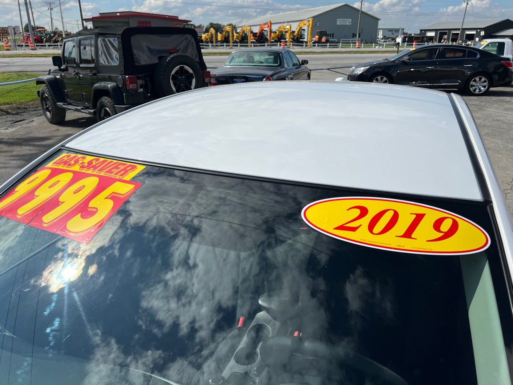 2019 Nissan Sentra Image 12