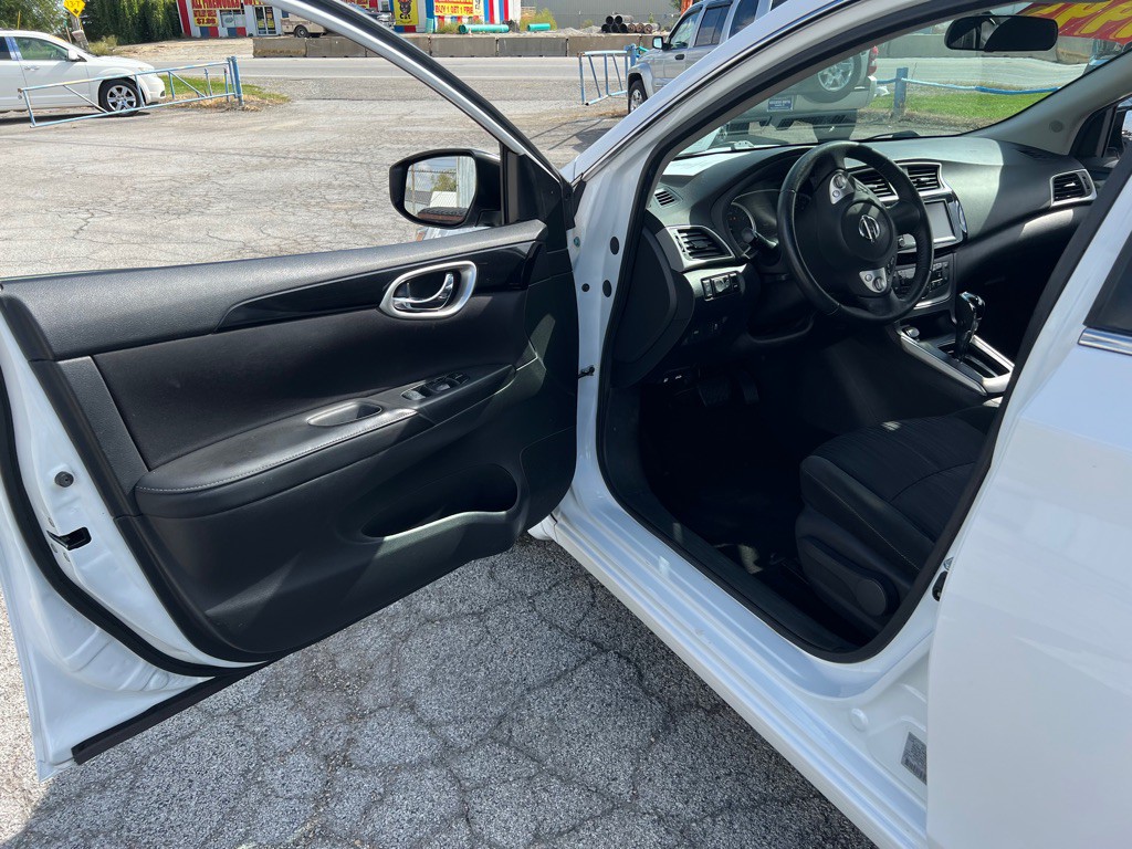 2019 Nissan Sentra Image 14