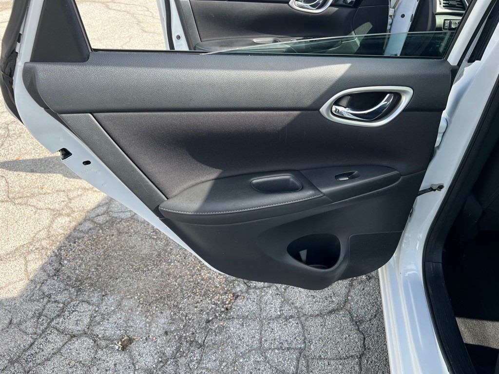 2019 Nissan Sentra Image 15