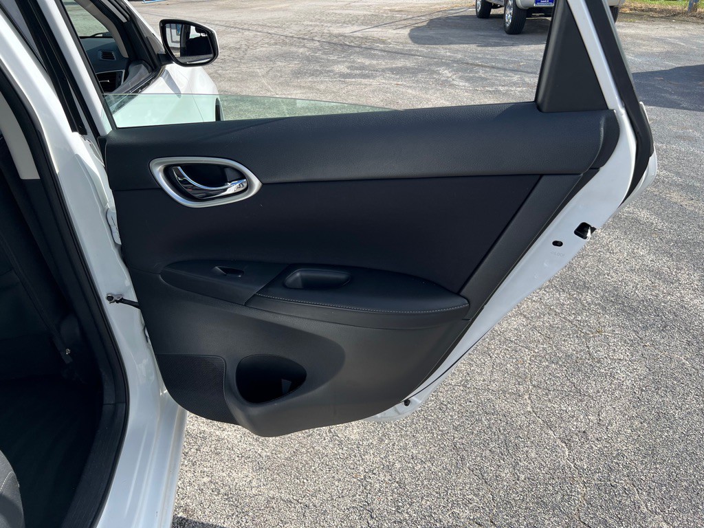 2019 Nissan Sentra Image 17
