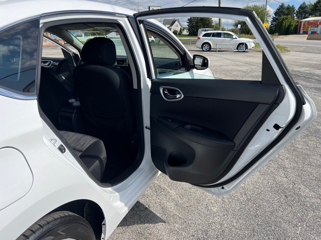 2019 Nissan Sentra Image 18