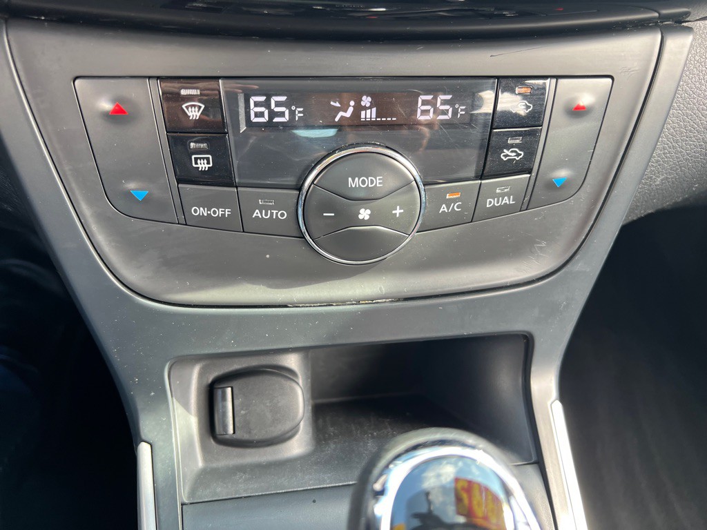 2019 Nissan Sentra Image 27