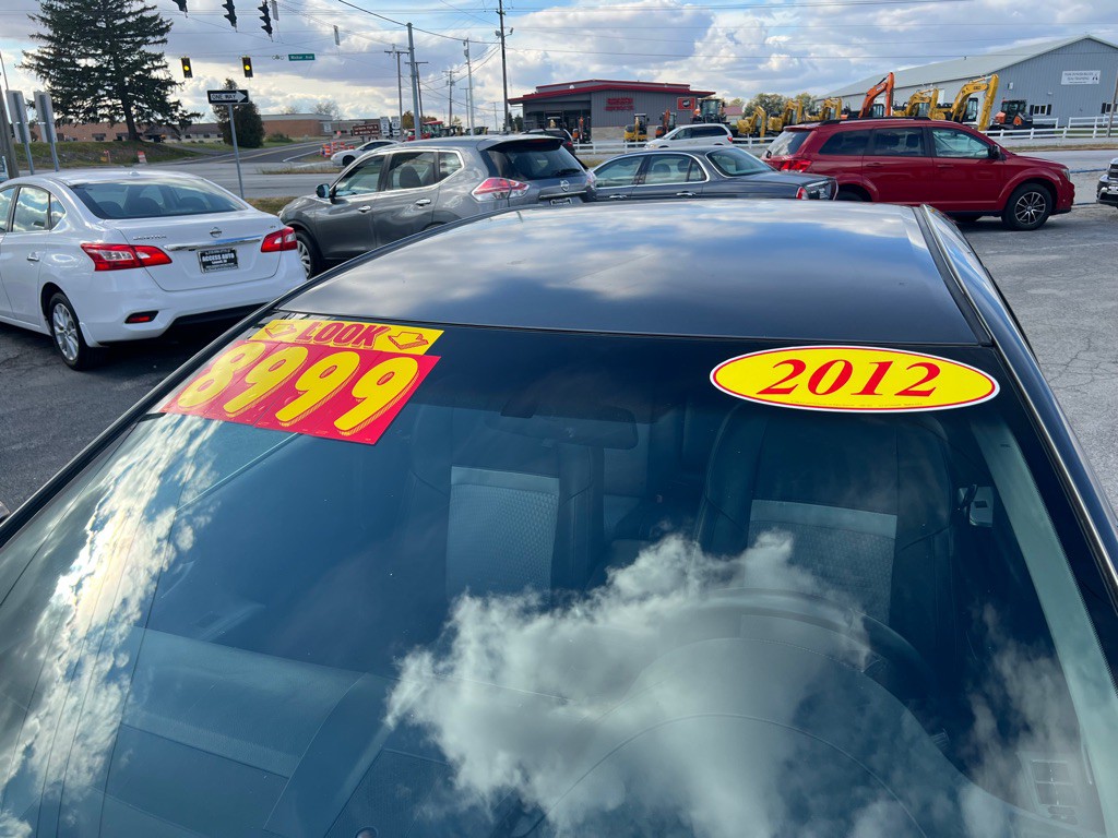 2012 Toyota Camry Image 9