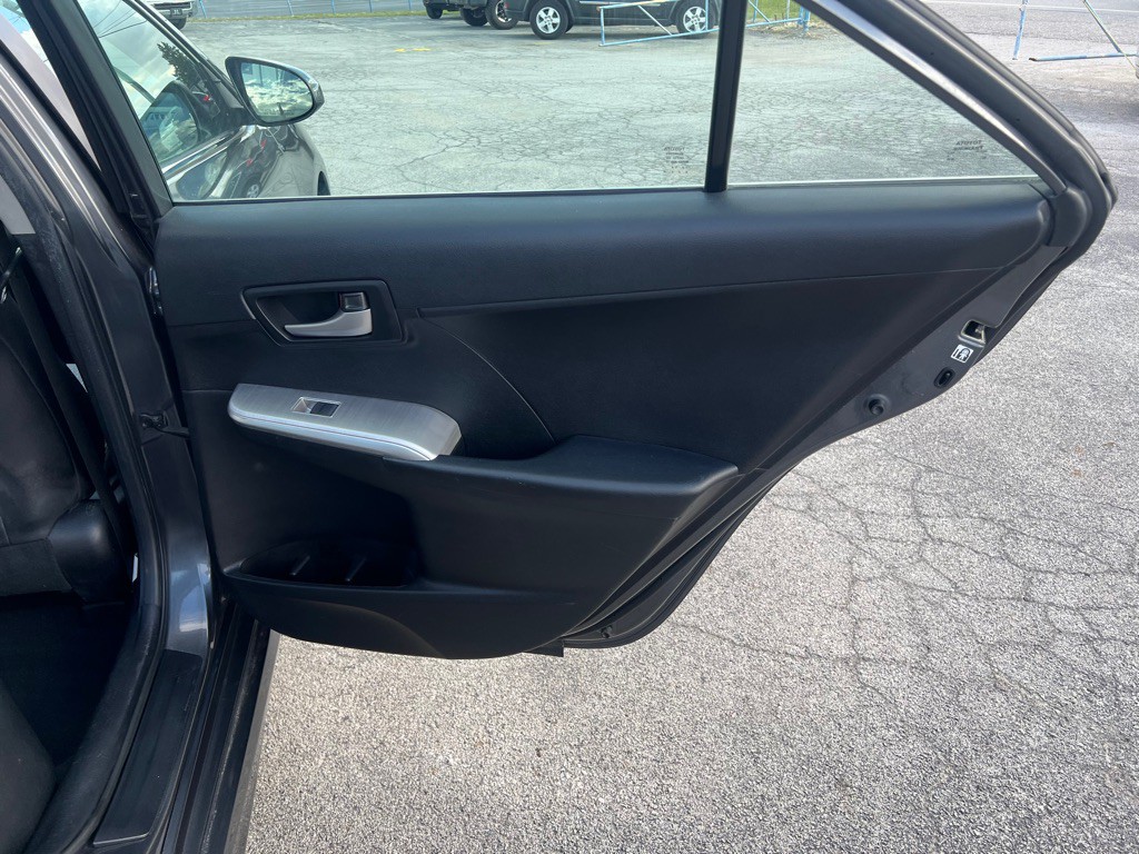 2012 Toyota Camry Image 14