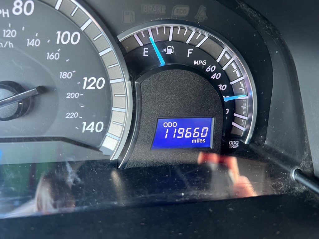 2012 Toyota Camry Image 19