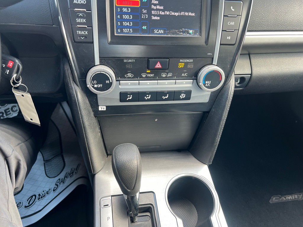 2012 Toyota Camry Image 22