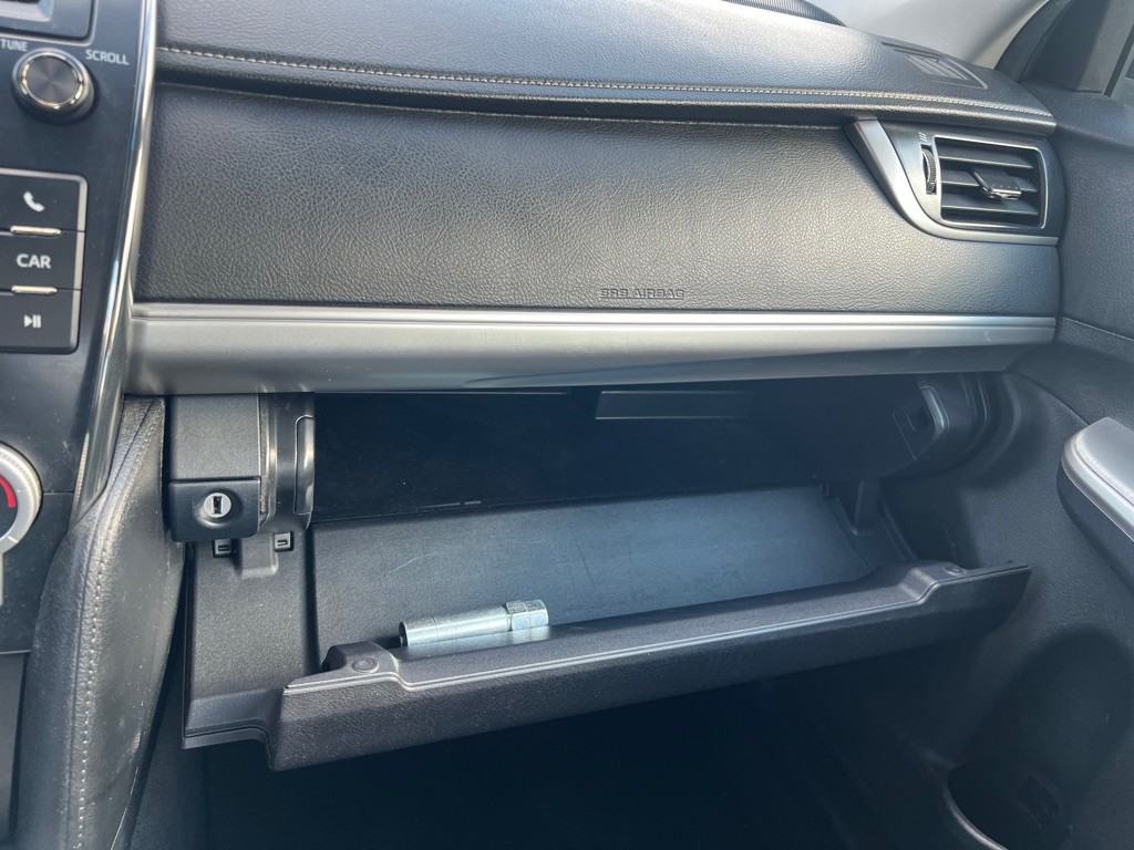 2012 Toyota Camry Image 25