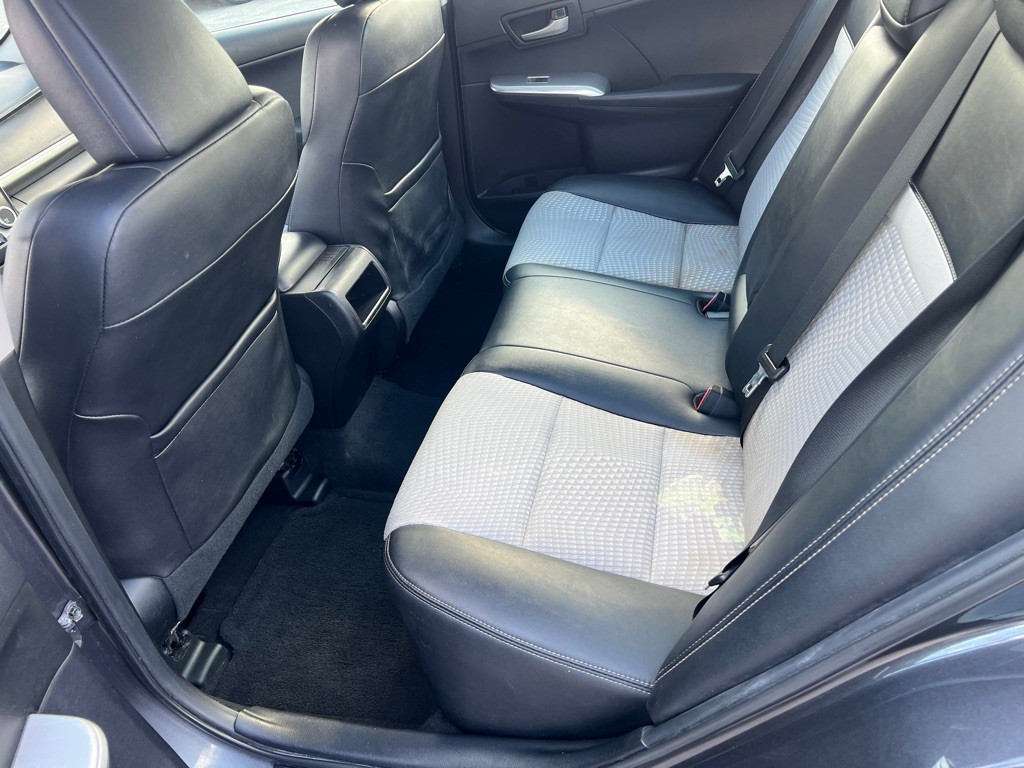 2012 Toyota Camry Image 27