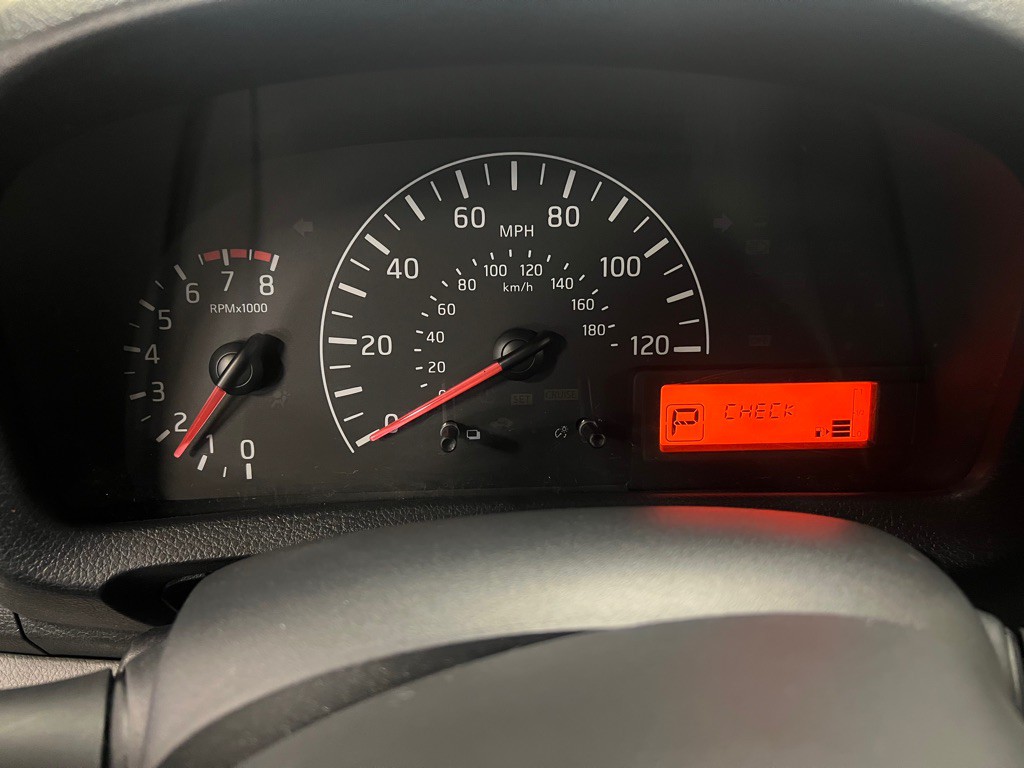 2015 Chevrolet Express Image 25